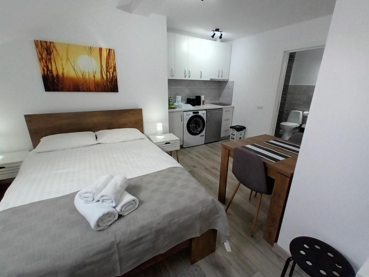 Old Town Studio Apartments バイア·マーレ エクステリア 写真