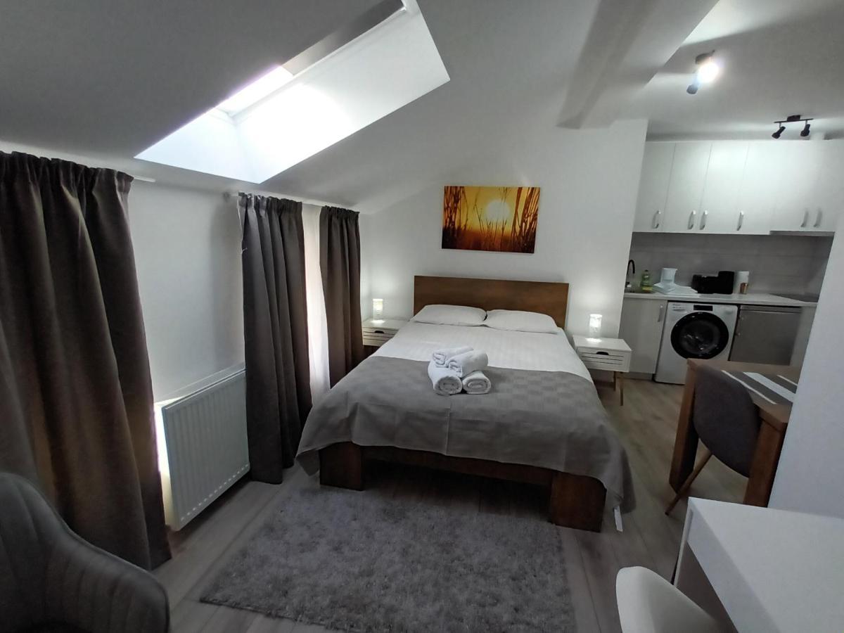 Old Town Studio Apartments バイア·マーレ エクステリア 写真